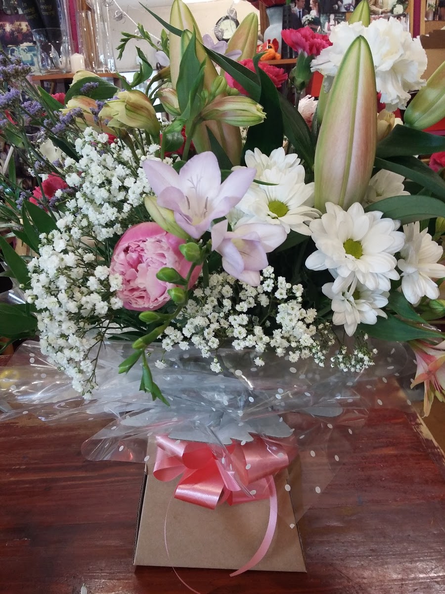 Pats Flowers (Hailsham)